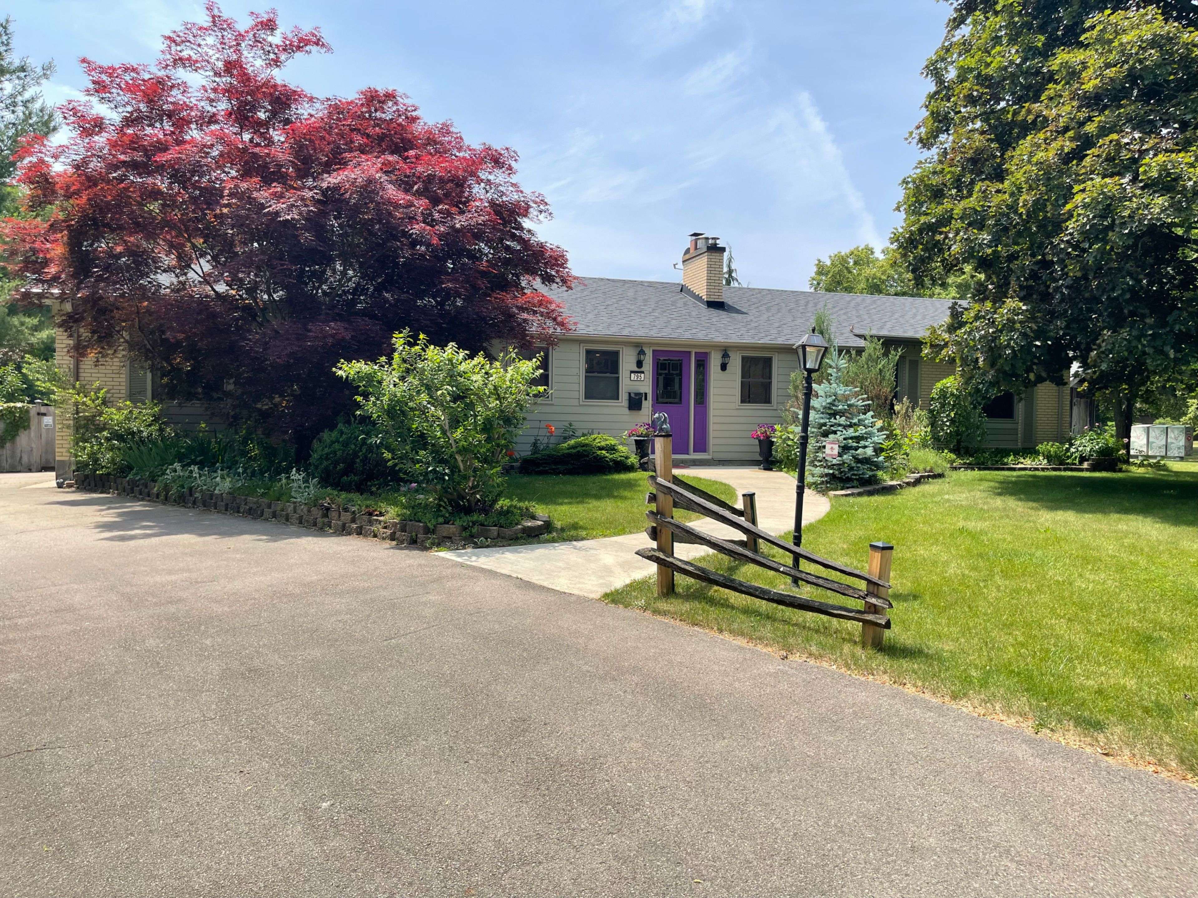London North, ON N6H 3V7,795 Headley DR