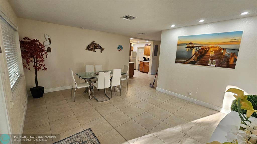 Pompano Beach, FL 33062,436 NE 25th Ave
