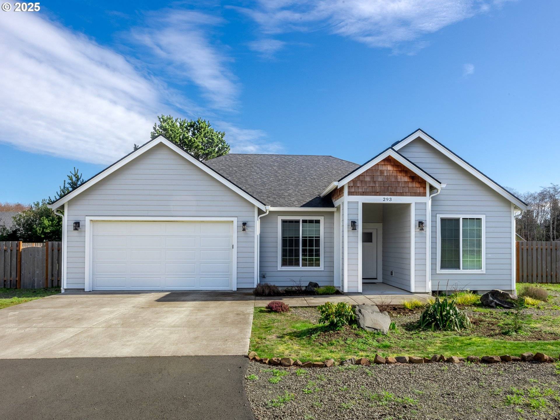 Gearhart, OR 97138,293 W KERSHUL CIR