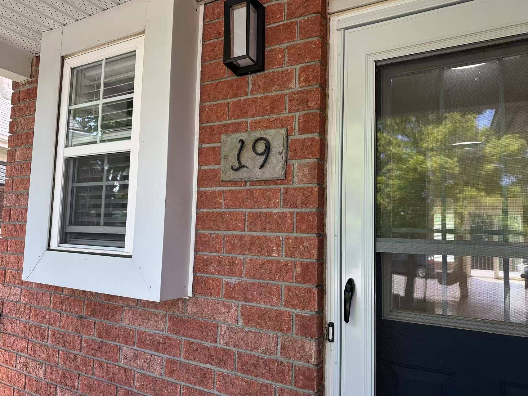 Guelph, ON N1G 5C1,19 Silversmith CT