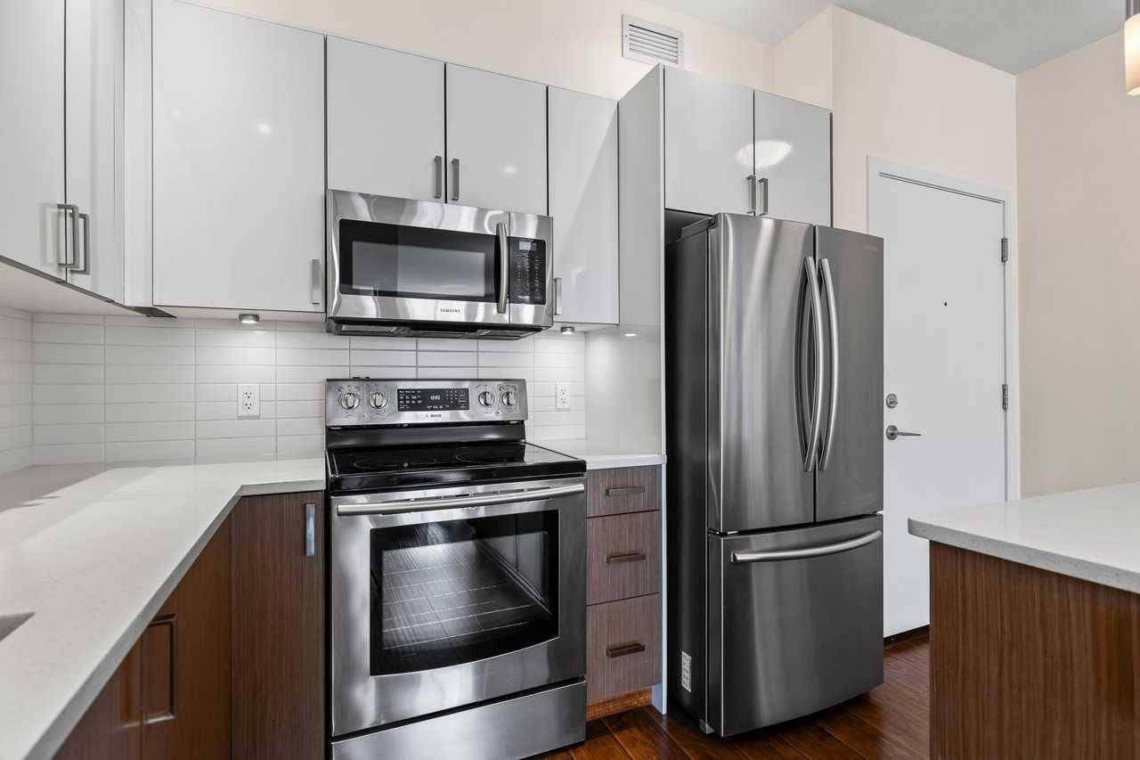 Calgary, AB T3M 1Z7,28 Auburn Bay Link SE #410