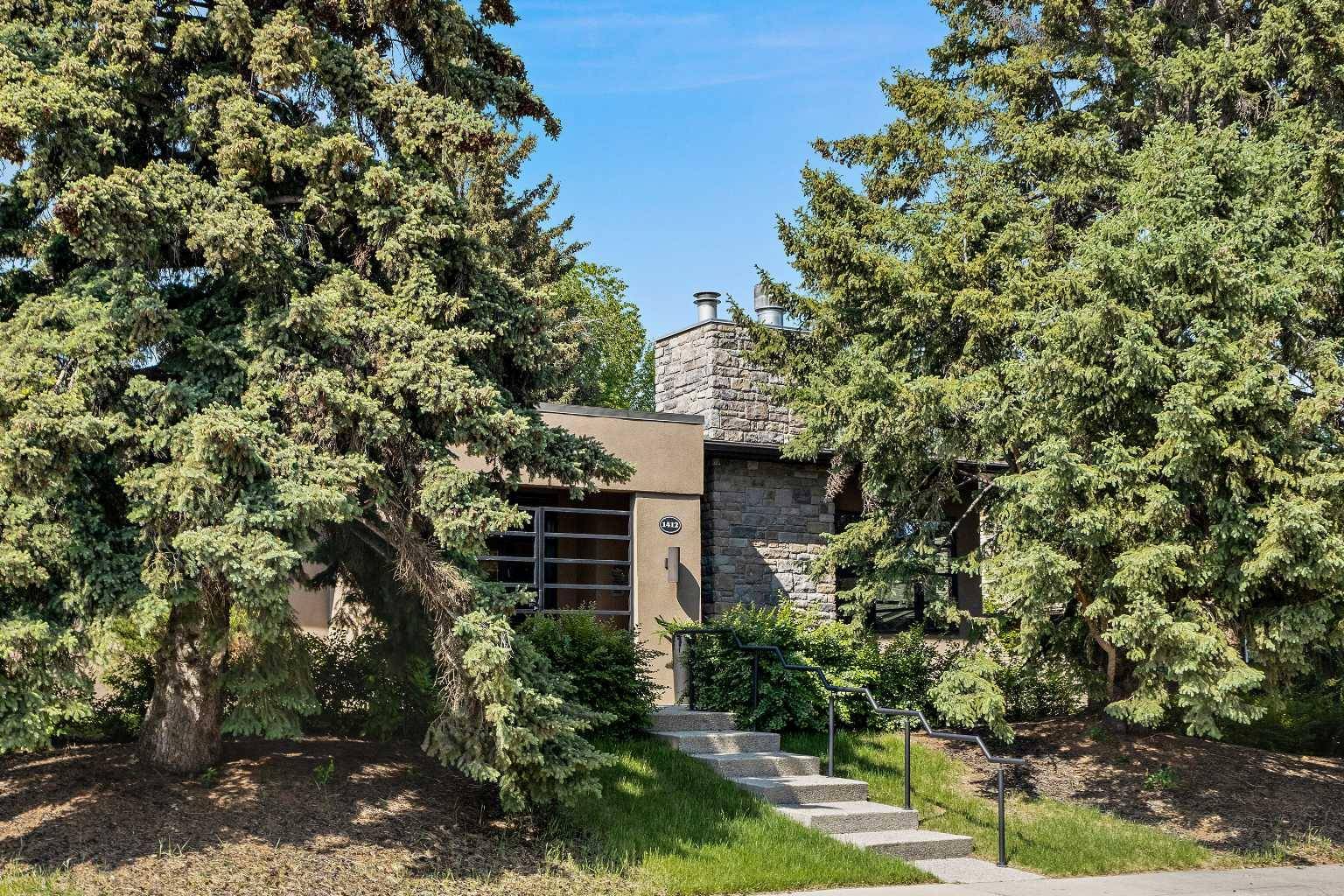 Calgary, AB T2V2N8,1412 Kerwood CRES
