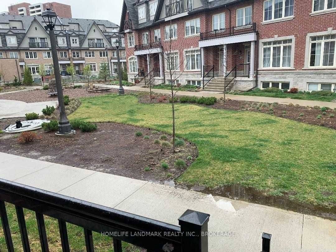 Toronto E05, ON M1W 0A5,8 Eaton Park LN #12