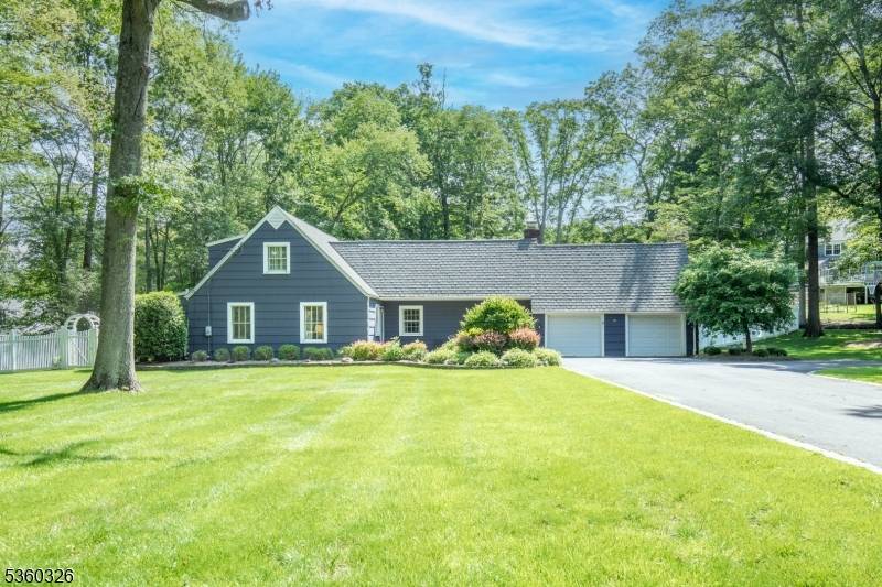Bernards Twp., NJ 07920,93 Cherry Ln