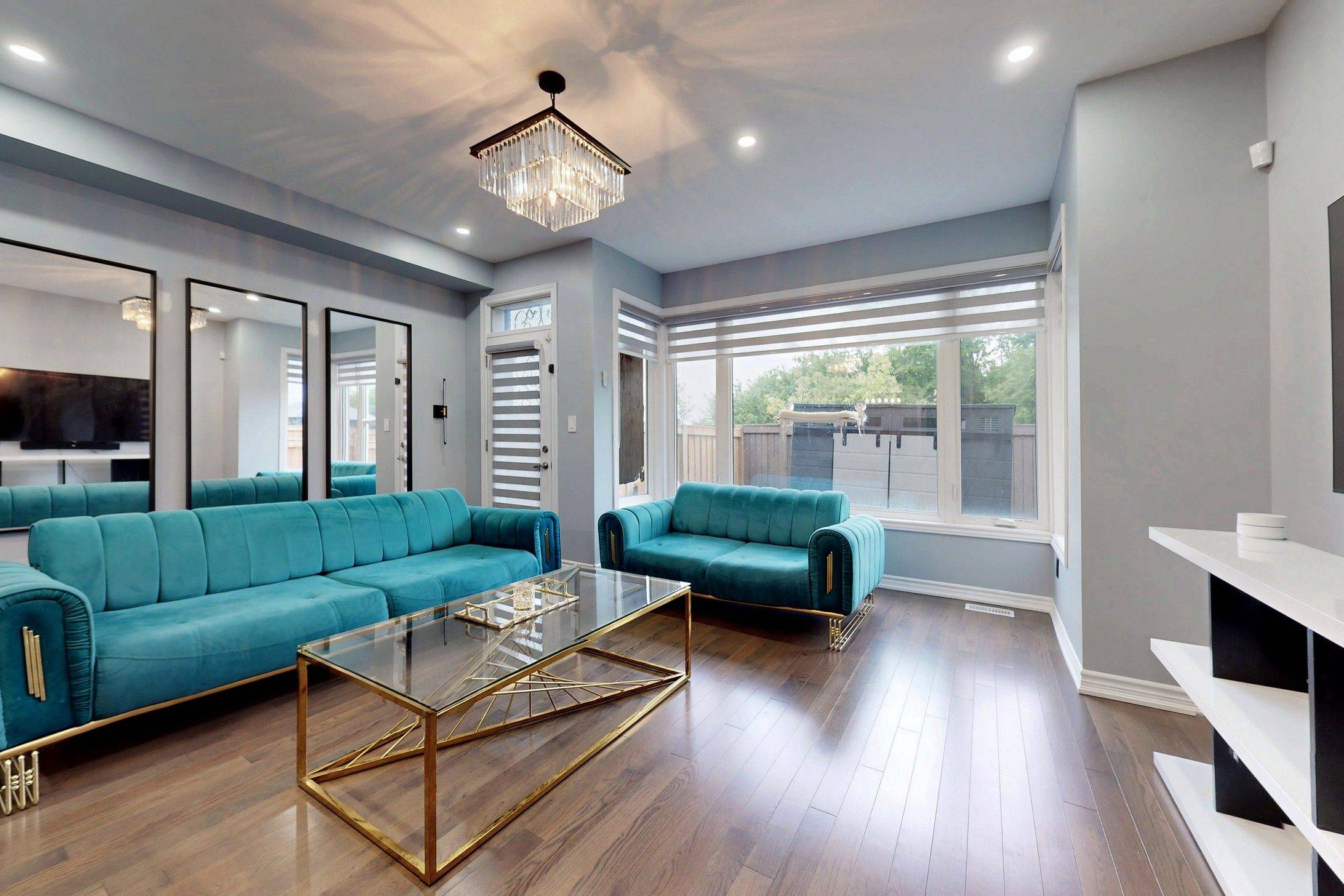 Brampton, ON L6Z 0J5,12 Savino DR W