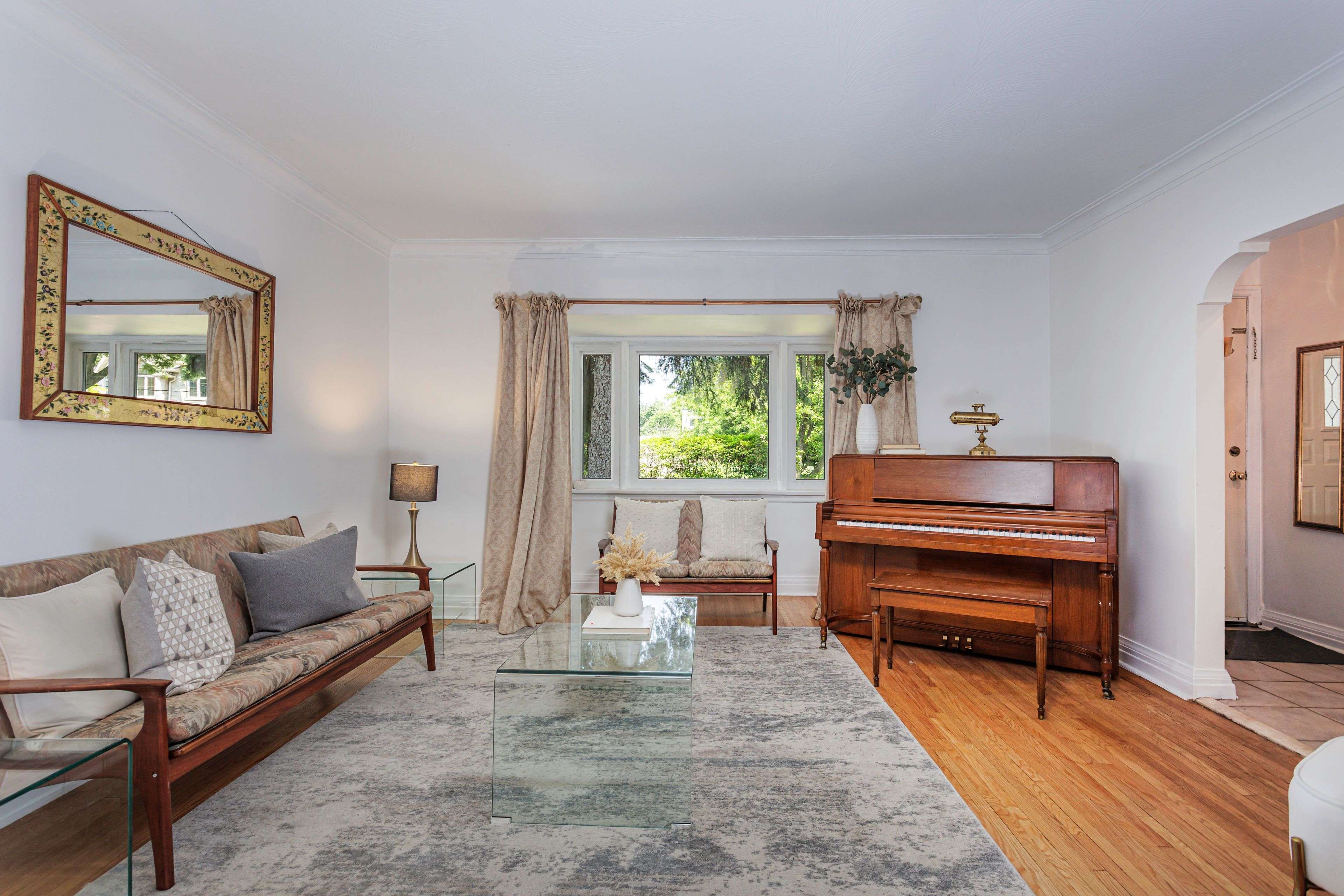 Toronto W07, ON M8Z 4M8,8 Monkton AVE