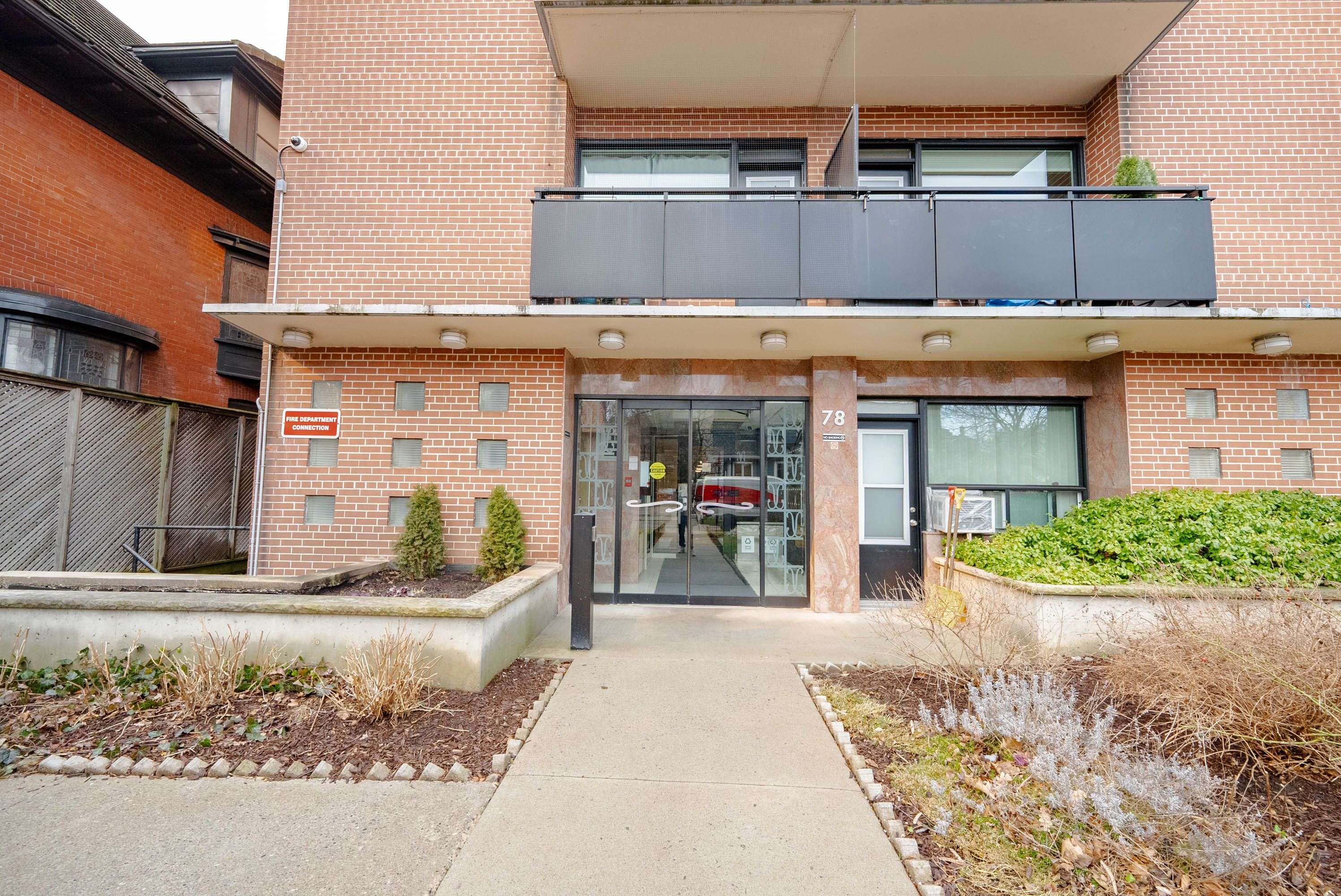 Toronto C02, ON M4V 2R6,78 Warren RD #107