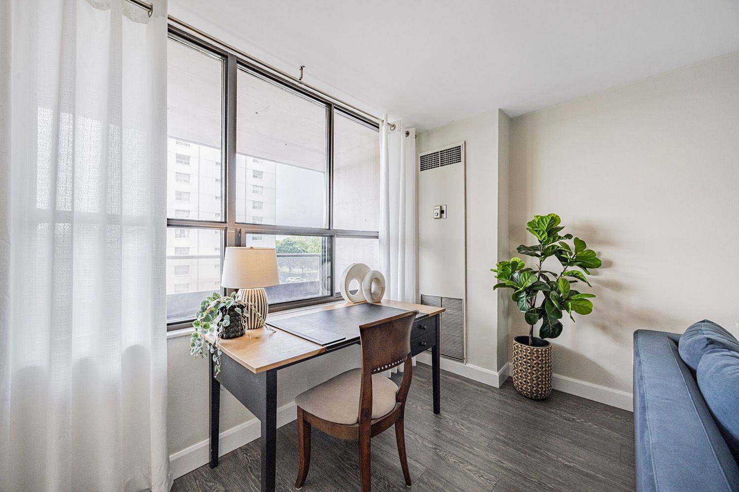 Toronto E05, ON M1T 3N6,2721 Victoria Park AVE #506