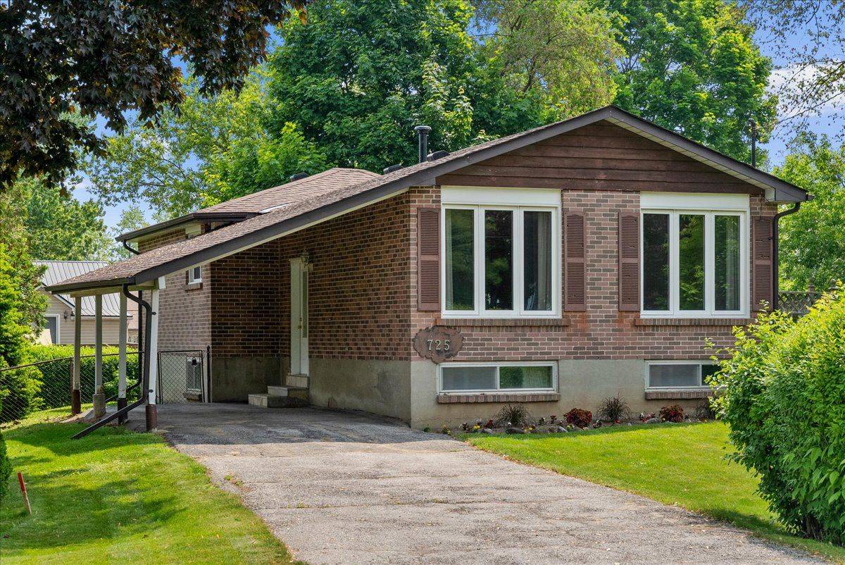 Pickering, ON L1W 2R6,725 Hillview CRES