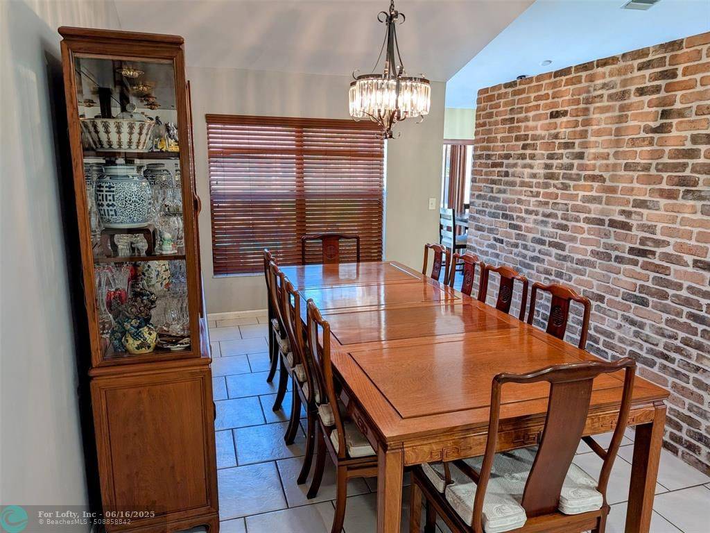 Boynton Beach, FL 33437,9460 El Clair Ranch Rd