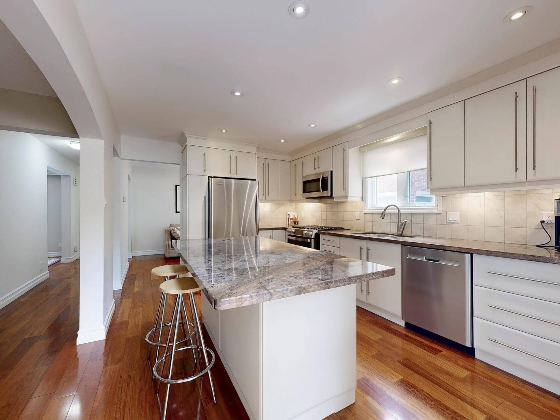 Richmond Hill, ON L4C 6K6,23 Eleanor CIR