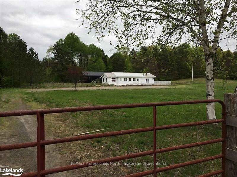 Muskoka Lakes, ON P0B 1M0,2180-2186 141 HWY