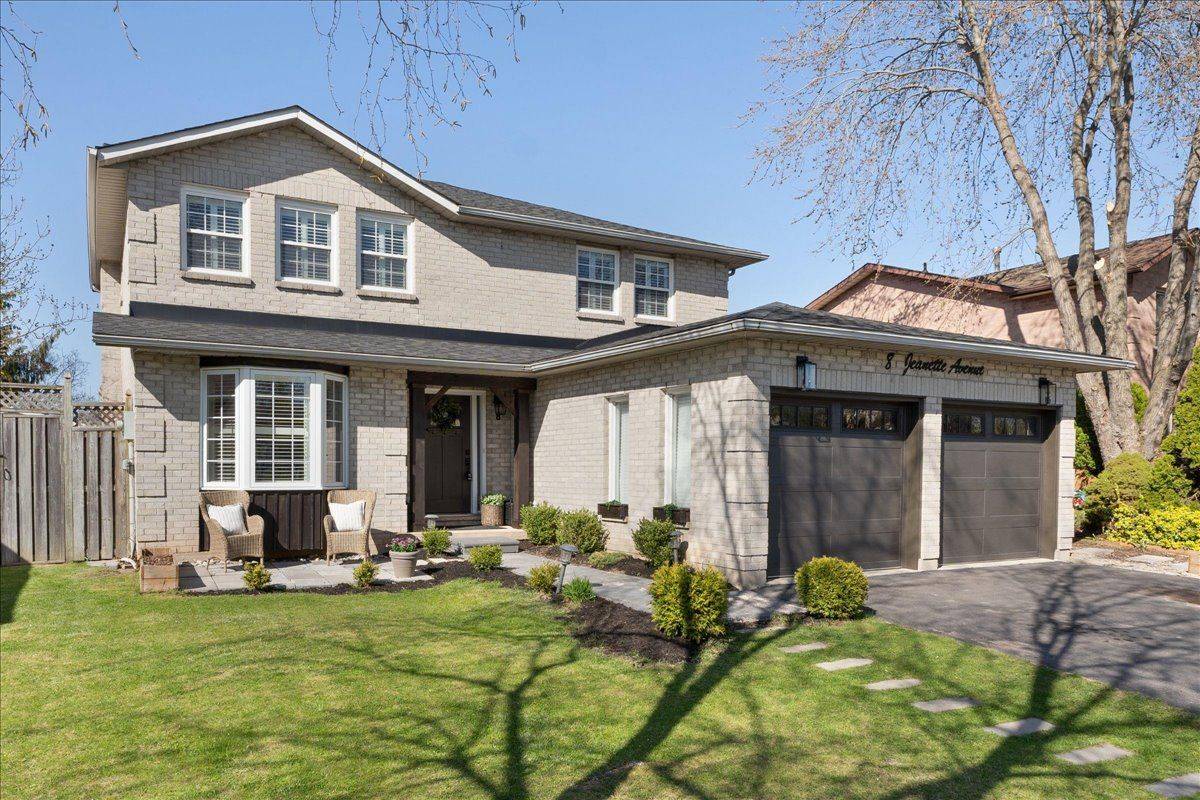 Grimsby, ON L3M 5B4,8 Jeanette AVE