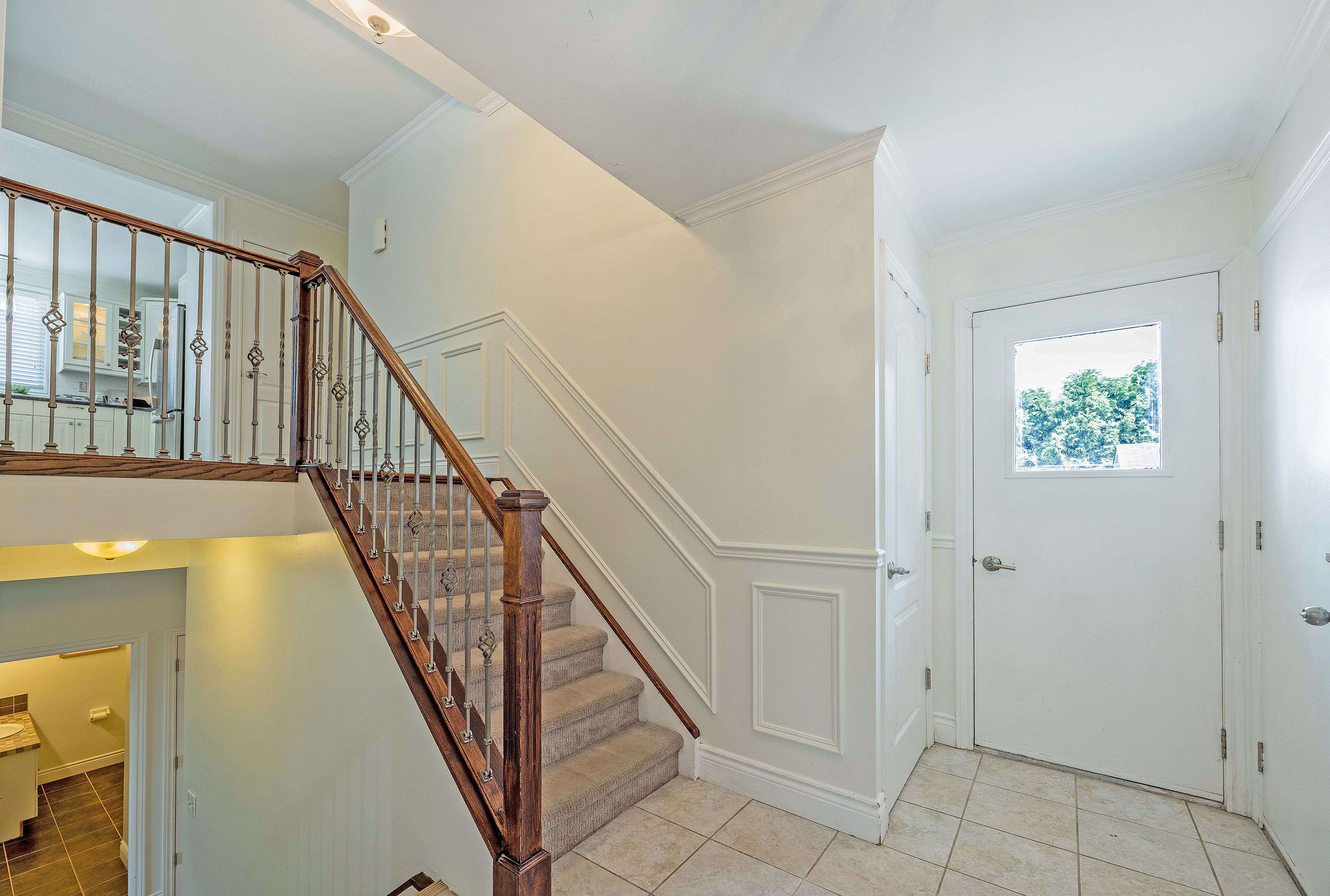 London South, ON N6K 3E4,14 Fairlane RD