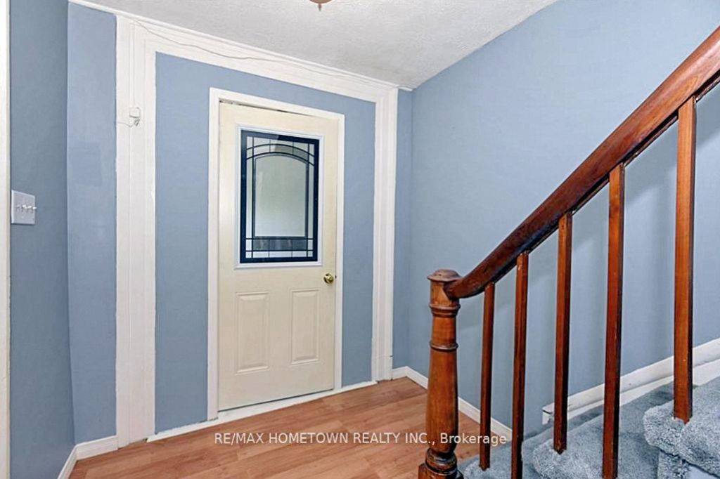 Elizabethtown-kitley, ON K6V 5T3,2564  A & B Old Red RD