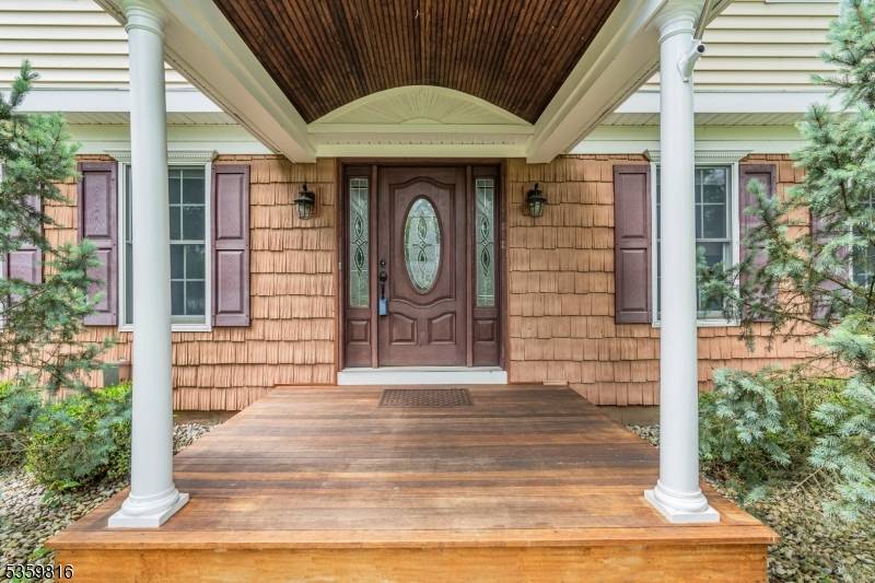 Montgomery Twp., NJ 08502,5 Woodward Dr