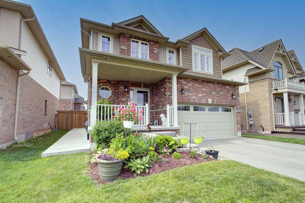 Grimsby, ON L3M 0H4,633 Winston RD