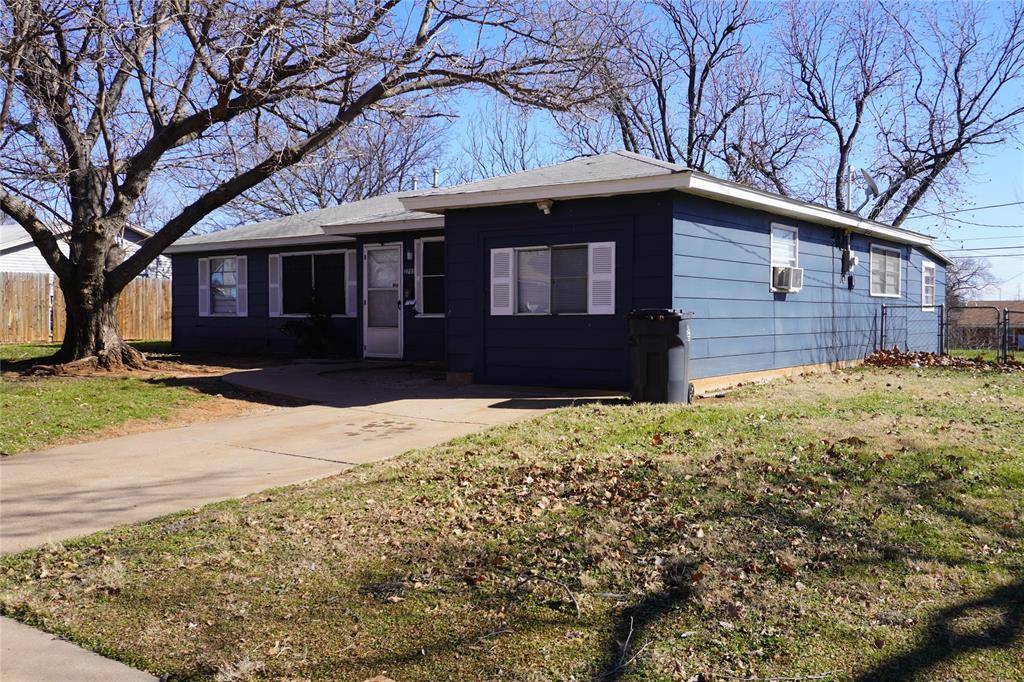 Wichita Falls, TX 76306,2705 Broadmoor Place