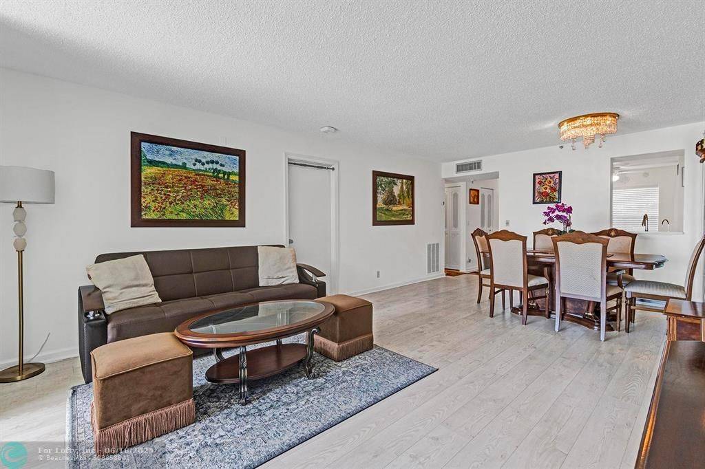 Delray Beach, FL 33446,[StreetName,UnitNumber,StreetNumber,StreetDirPrefix]