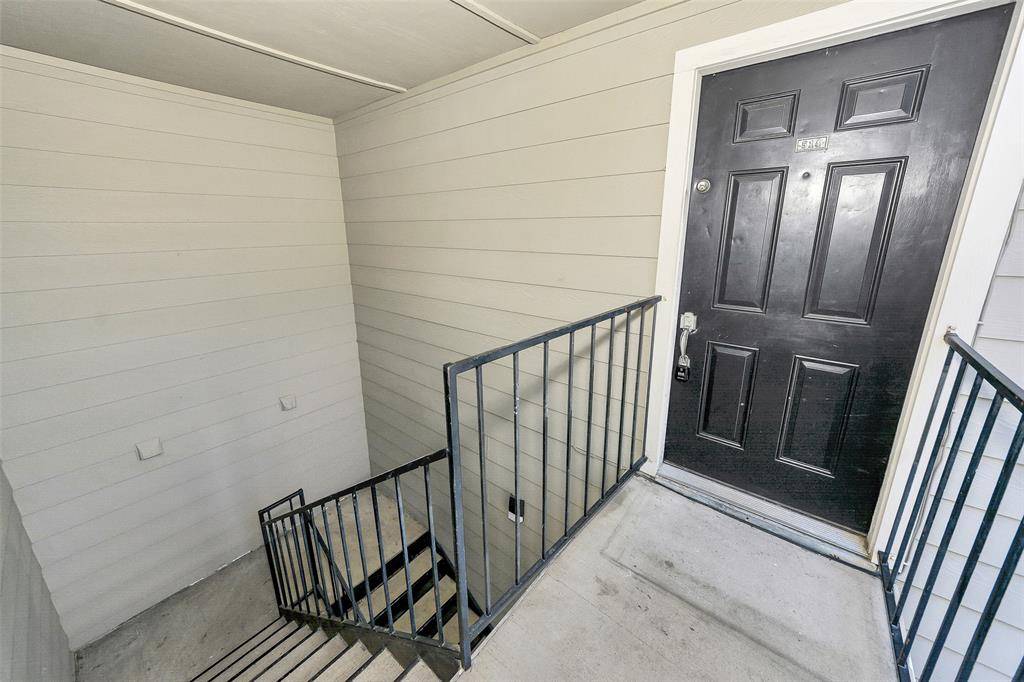 Arlington, TX 76011,2101 Count Fleet Drive #514