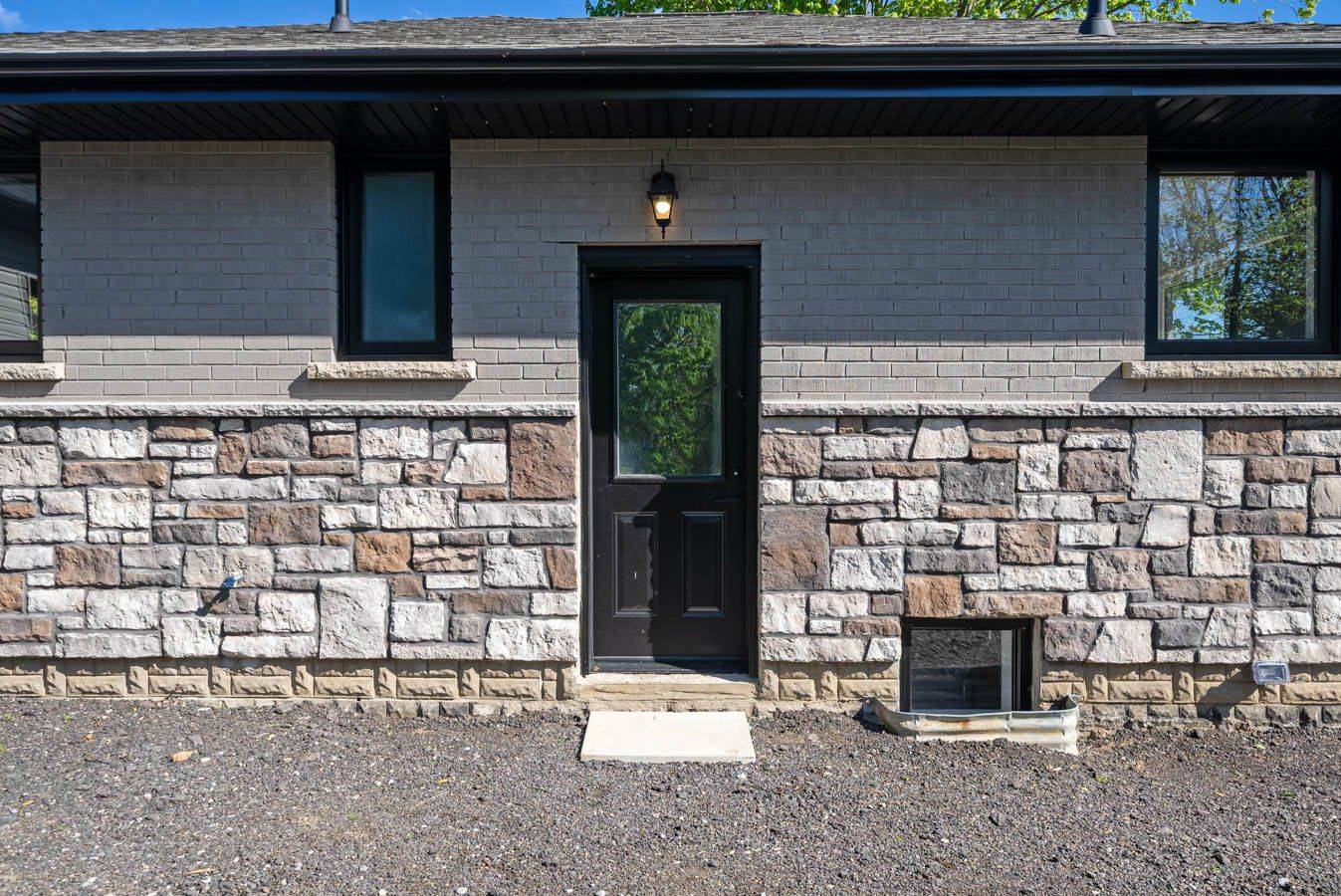 Scugog, ON L9P 1R3,21250 Highway 12 N/A