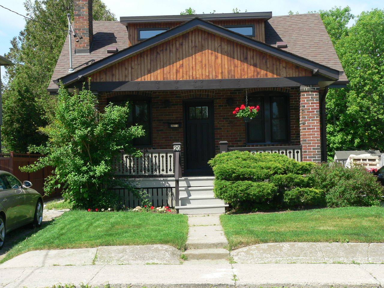 Toronto E06, ON M1L 4K3,20 Wolcott AVE #Main