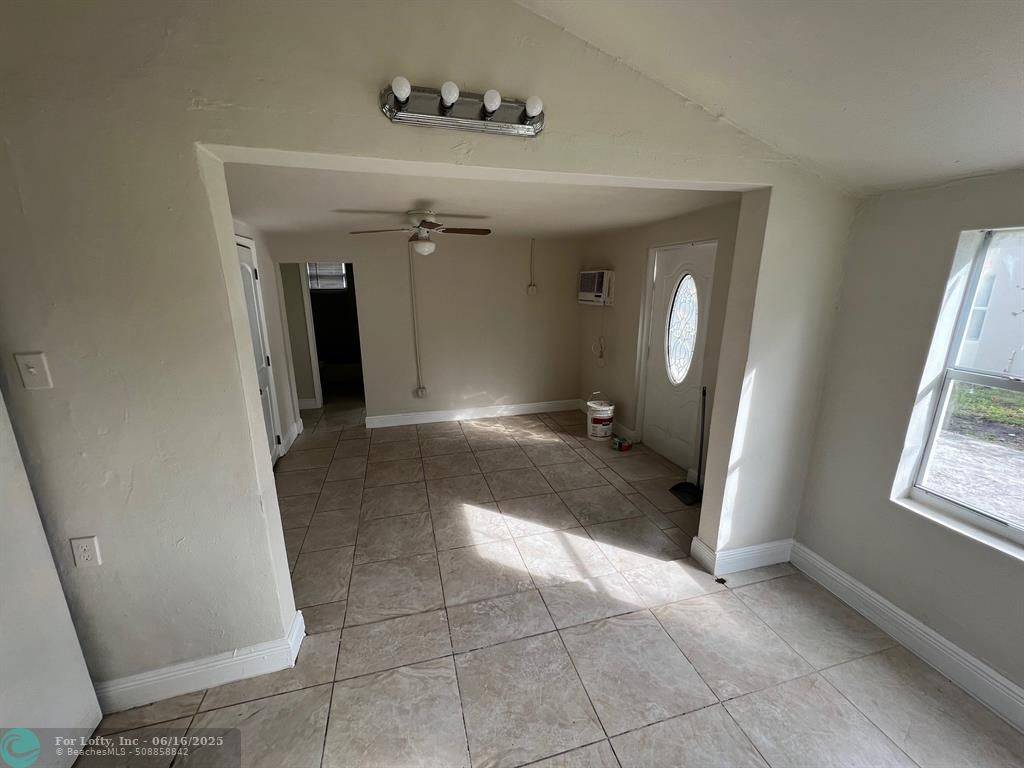 Miami, FL 33150,8269 NW 1st Pl  #1