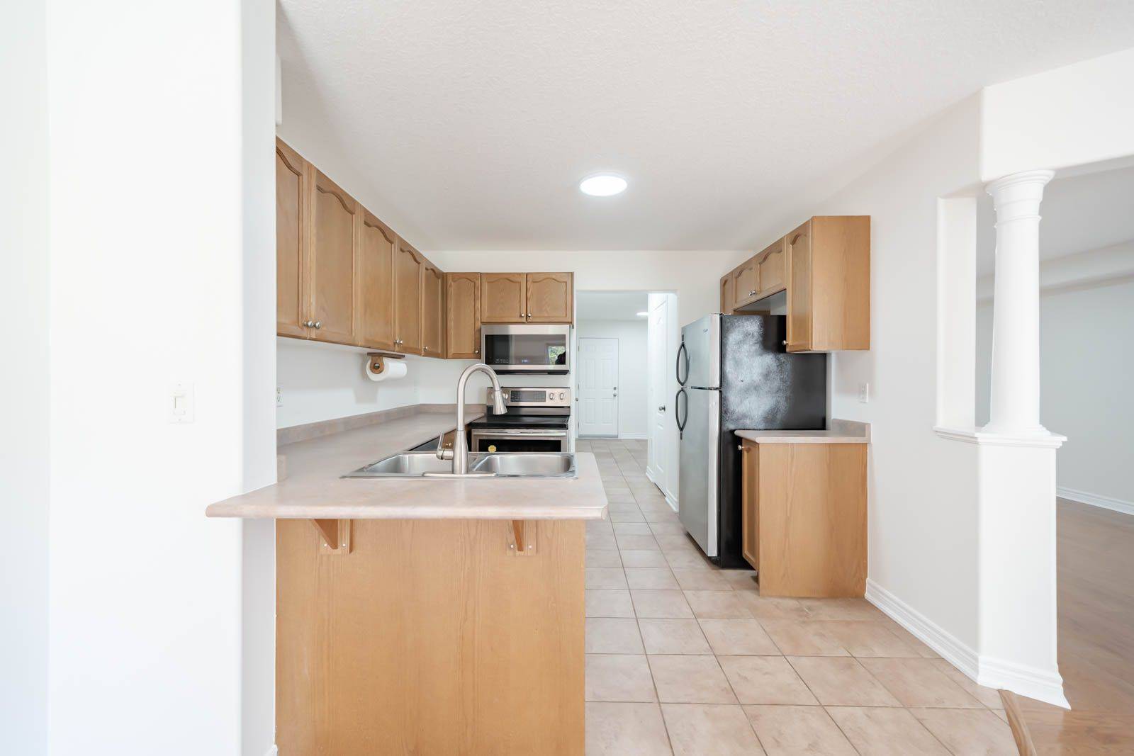 Innisfil, ON L9S 4W1,1187 Booth AVE
