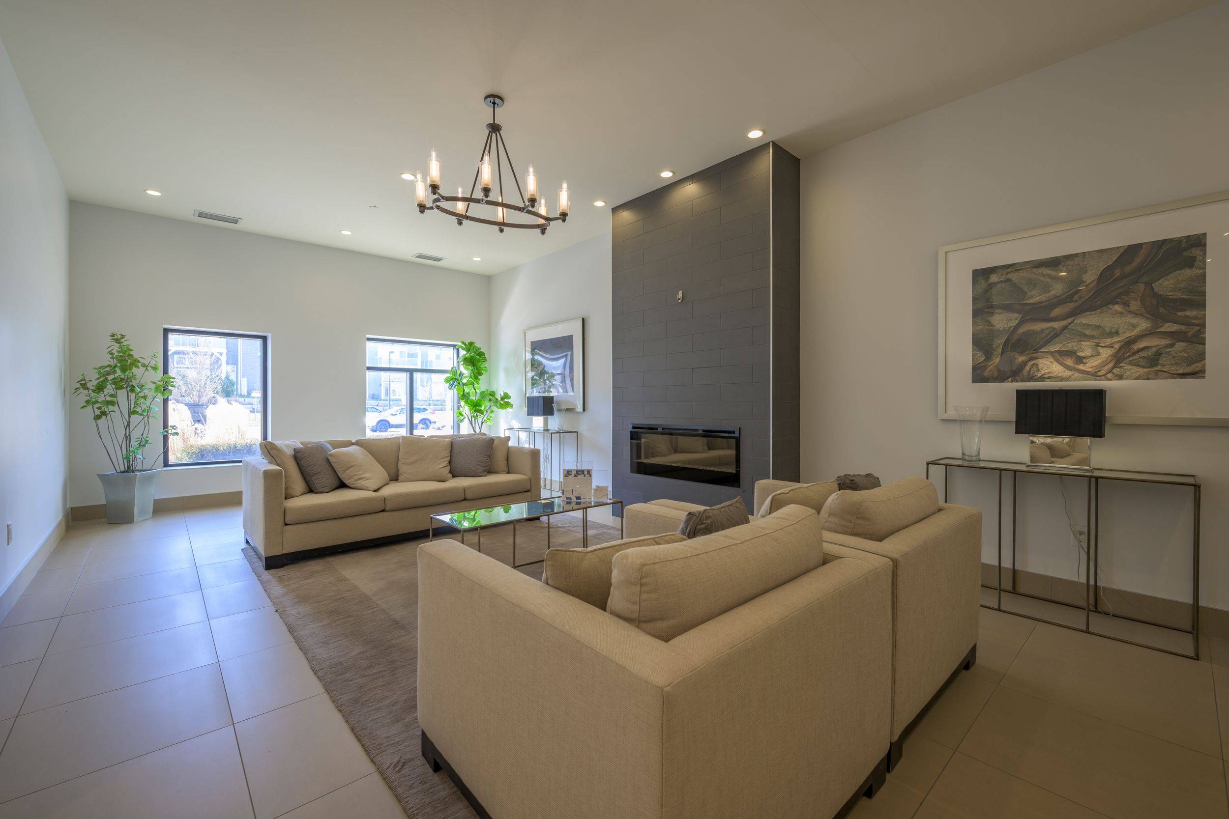 London North, ON N6J 5L5,240 VILLAGEWALK BLVD #803