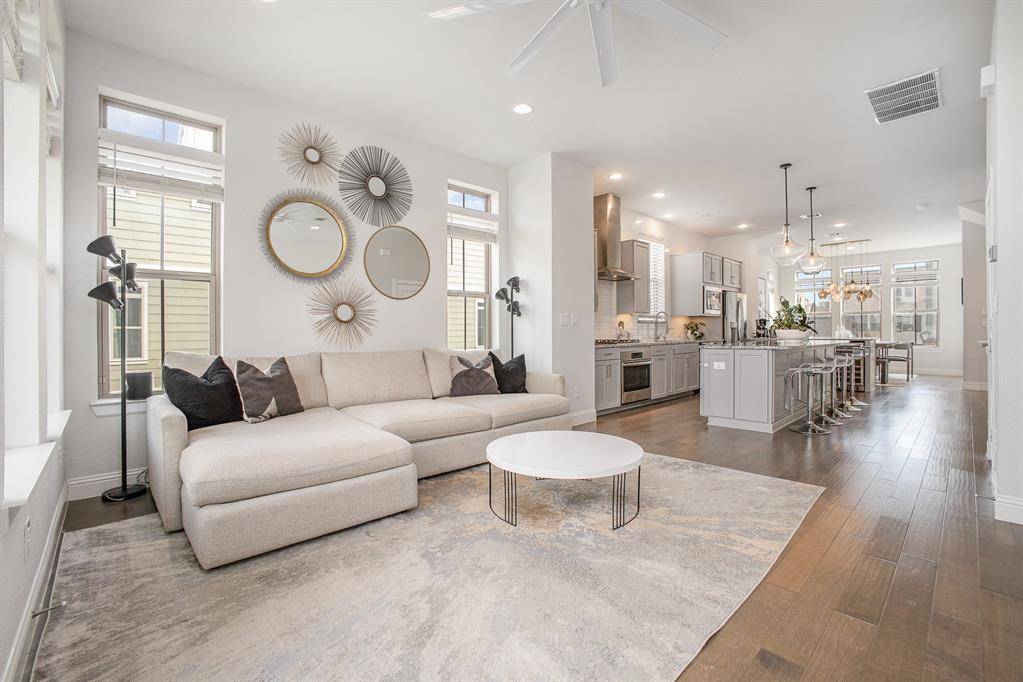 Dallas, TX 75212,1117 Tea Olive Lane