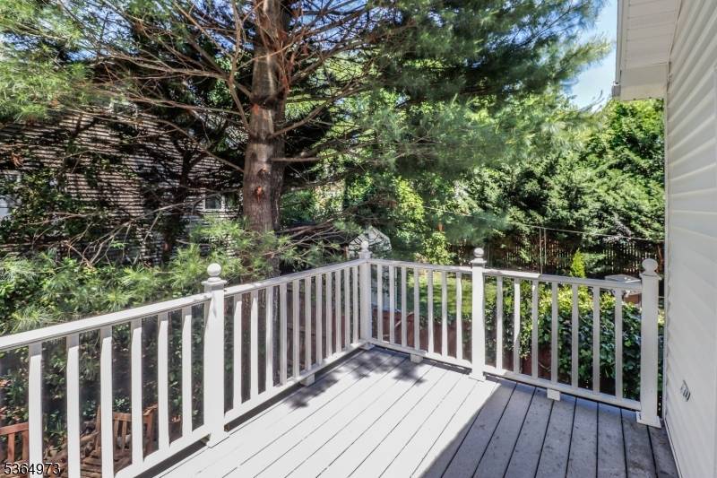 Metuchen Boro, NJ 08840,217 Midland Ave