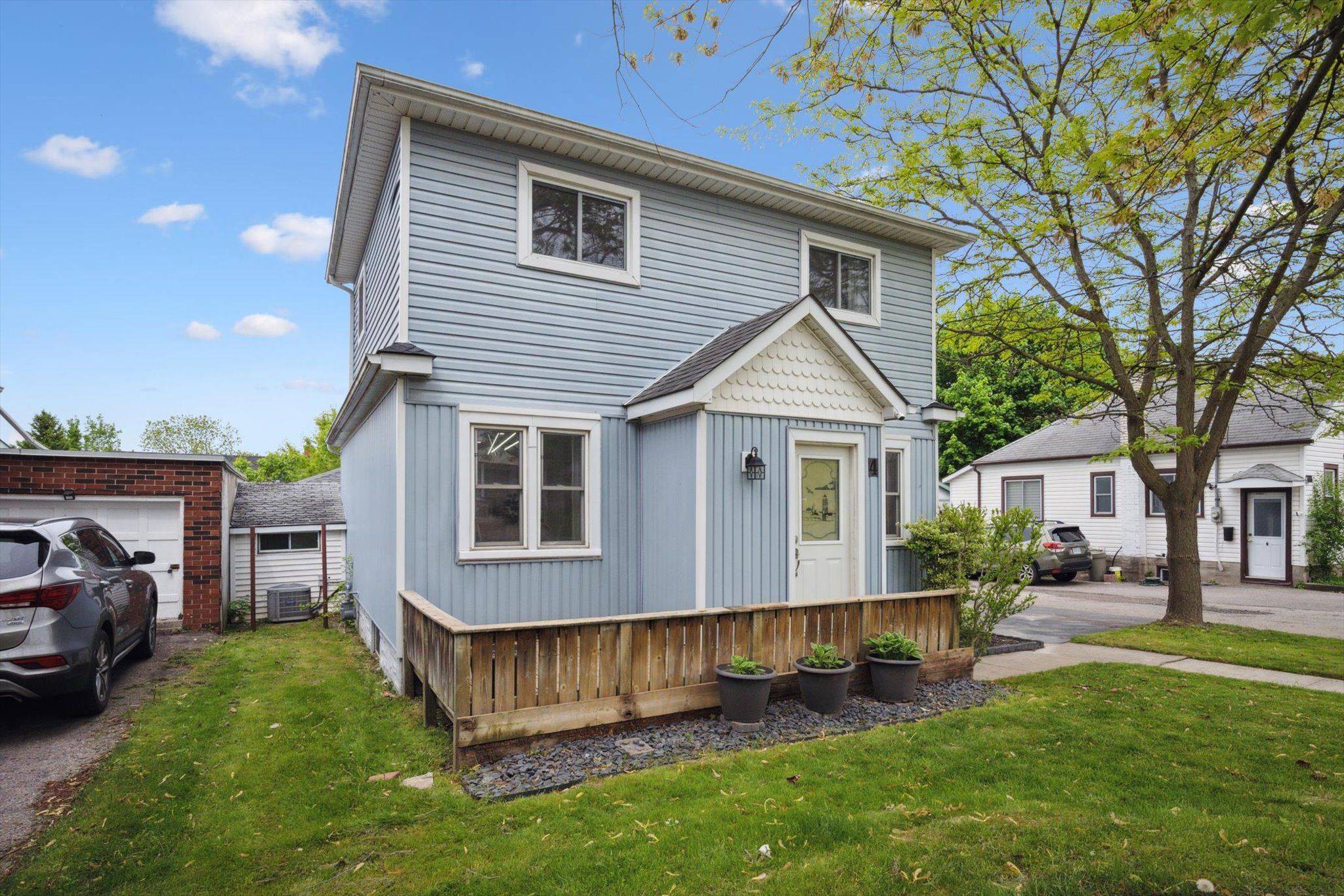 Kitchener, ON N2G 2Z8,4 Kennedy AVE