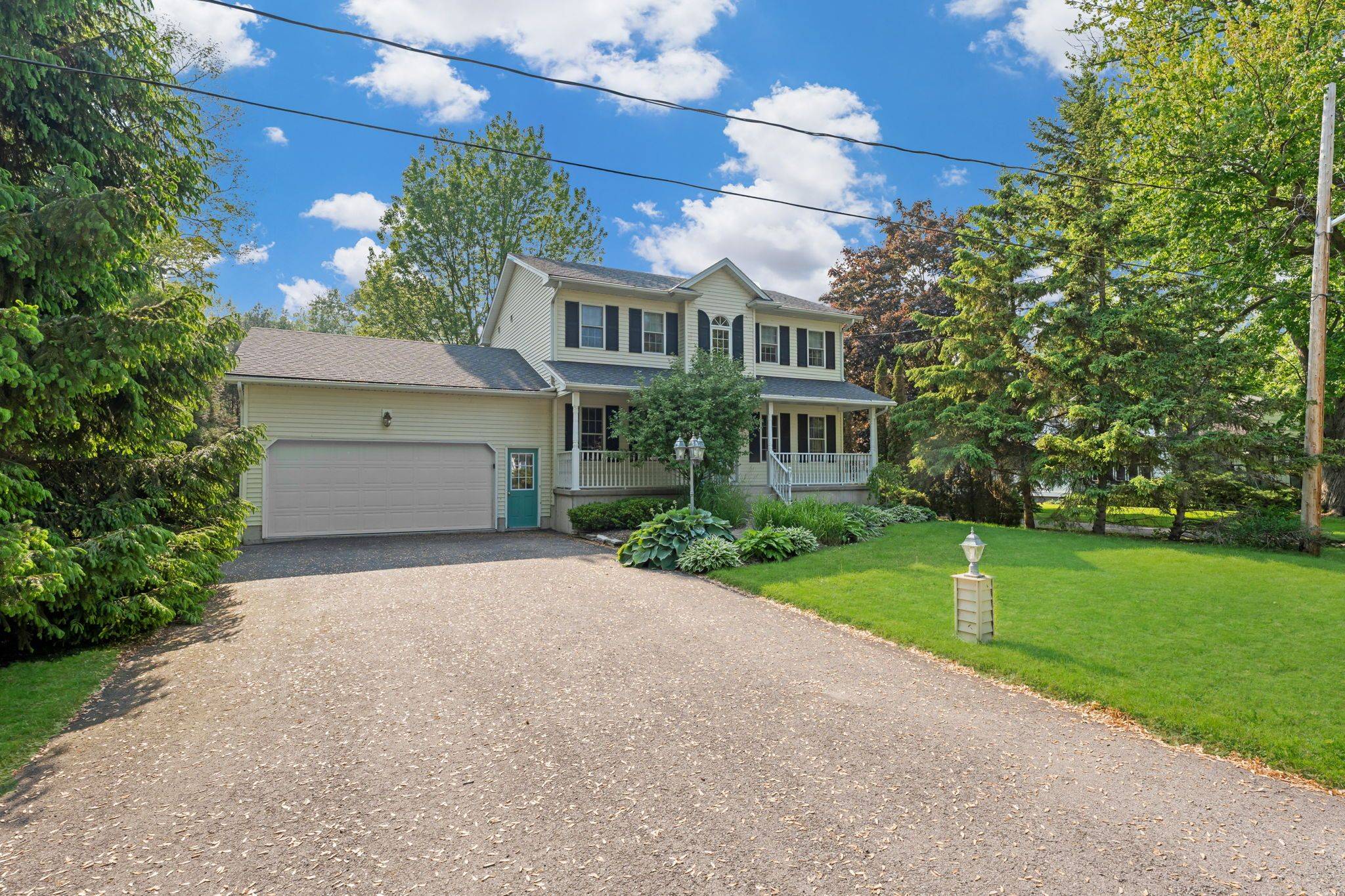 Fort Erie, ON L0S 1B0,331 Cherryhill BLVD S
