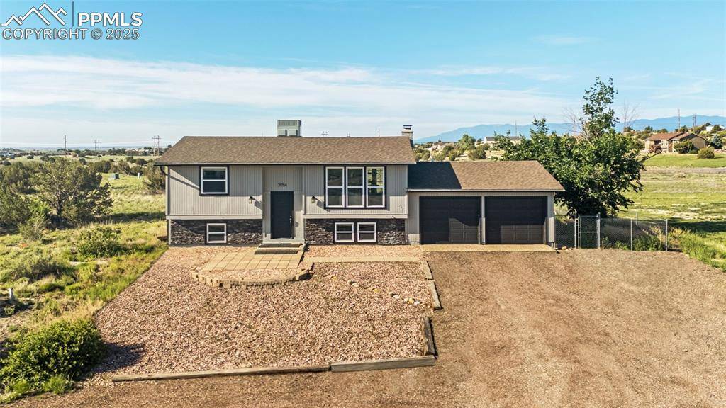 Pueblo, CO 81007,2054 W Locoweed DR