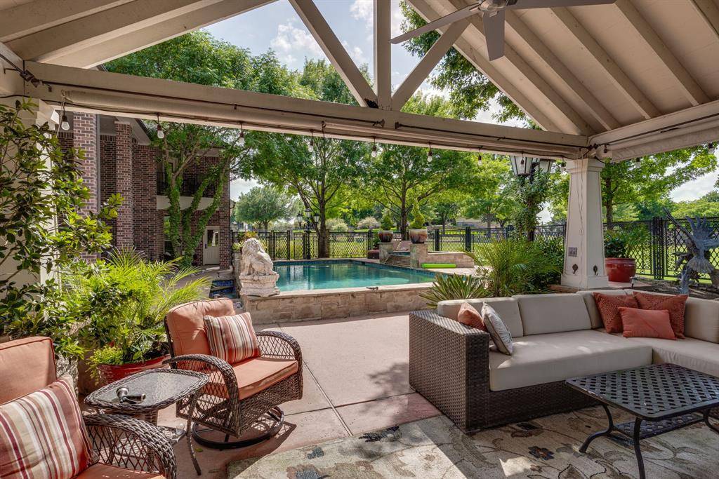 Oak Leaf, TX 75154,725 Locust Drive