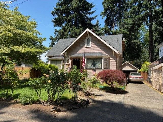 Portland, OR 97220,9615 NE MASON ST