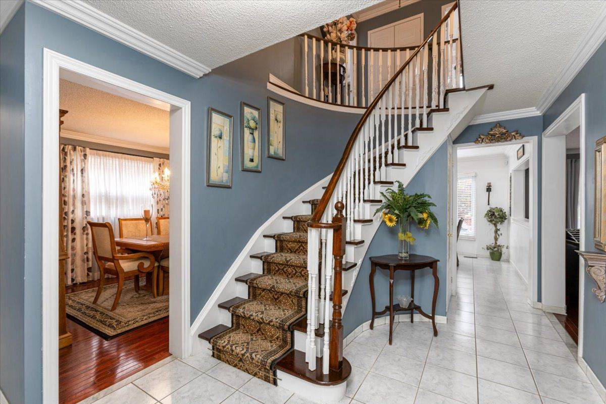 Brampton, ON L6Z 3W4,42 Silverstream RD