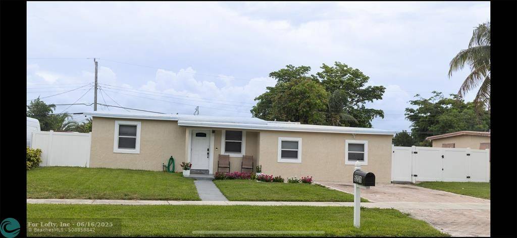 Pompano Beach, FL 33064,5231 NE 19th Ter
