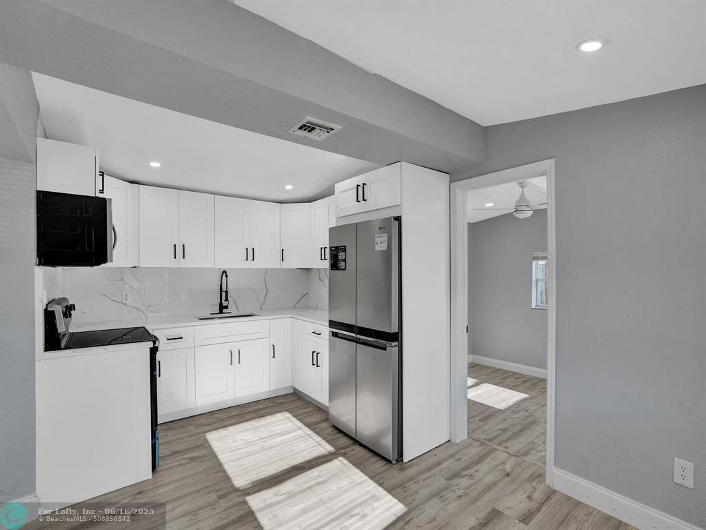 Pompano Beach, FL 33064,5231 NE 19th Ter