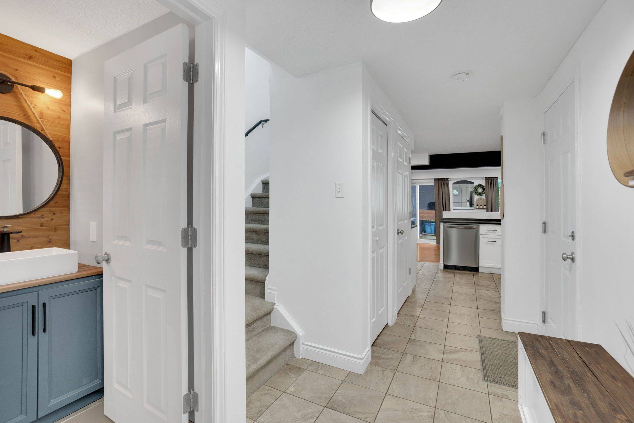 Guelph, ON N1K 1V7,45 Hewitt LN