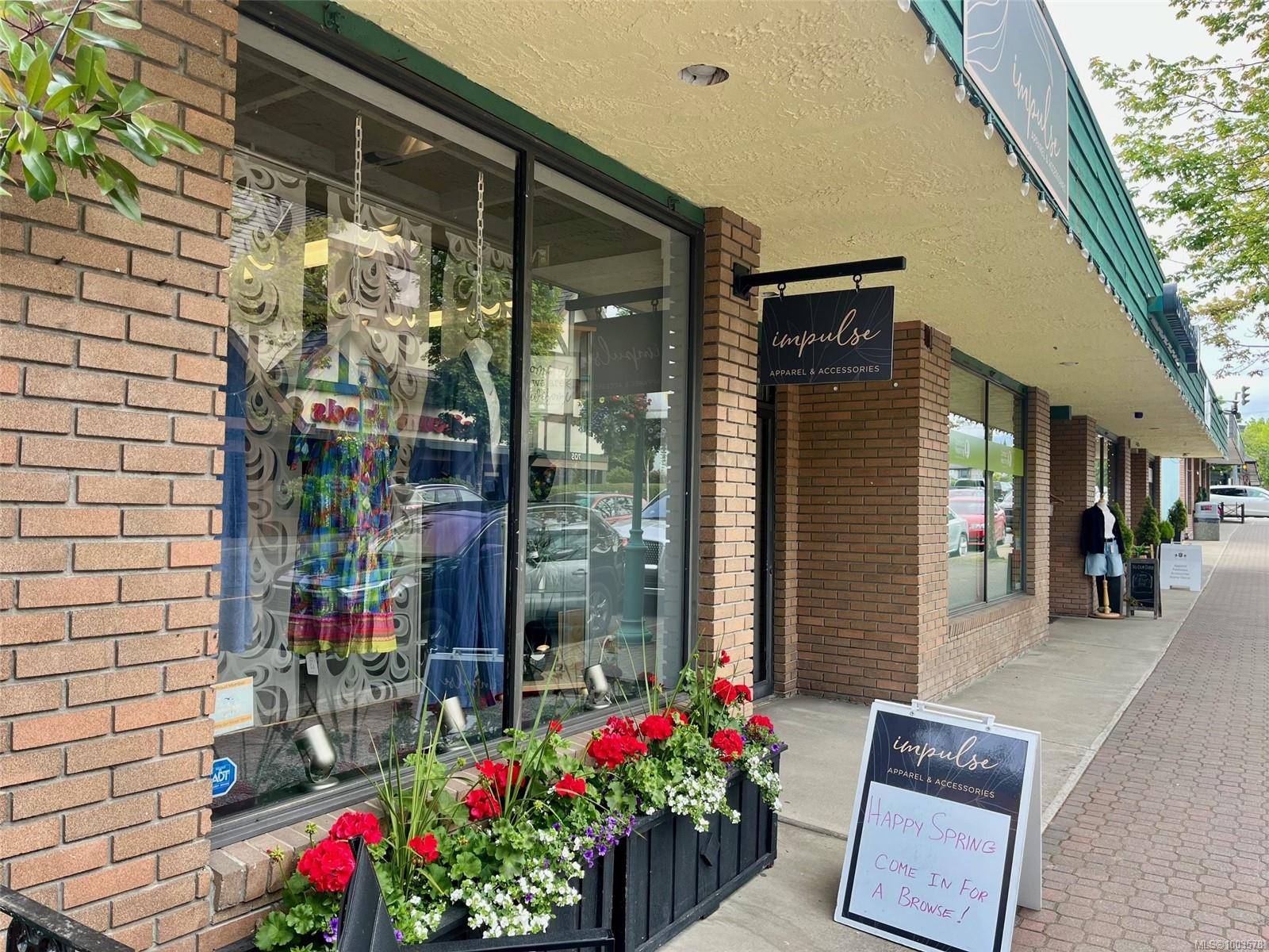 Qualicum Beach, BC V9K 1S8,702 Memorial Ave #C