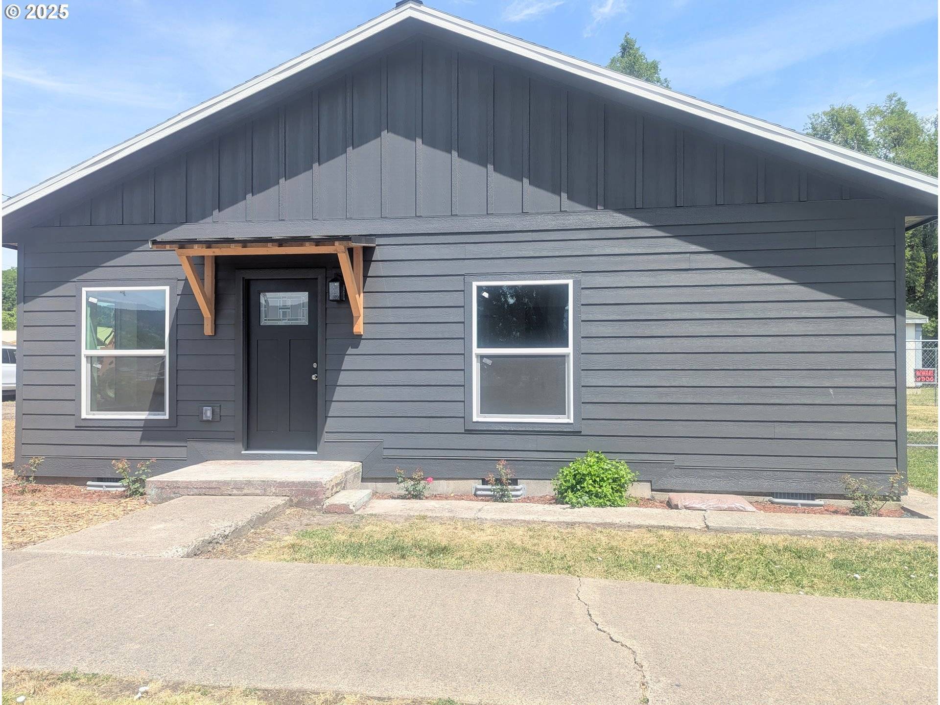 La Grande, OR 97850,1801 JACKSON AVE