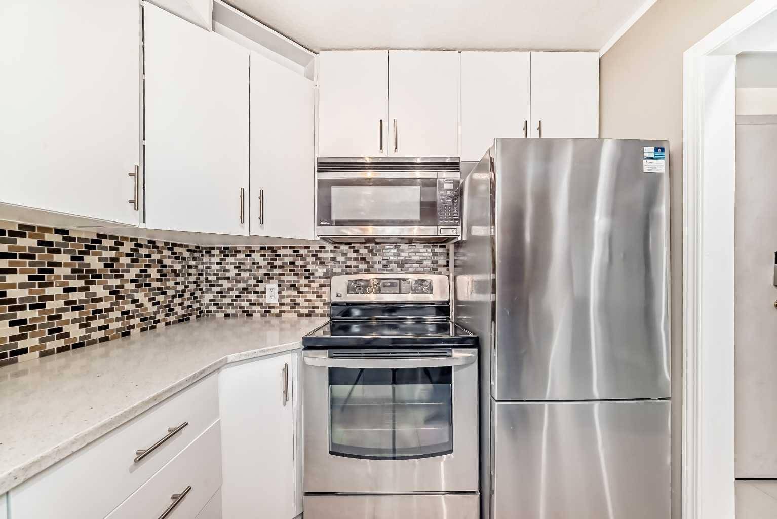 Calgary, AB T2G 4Z9,221 6 AVE SE #601