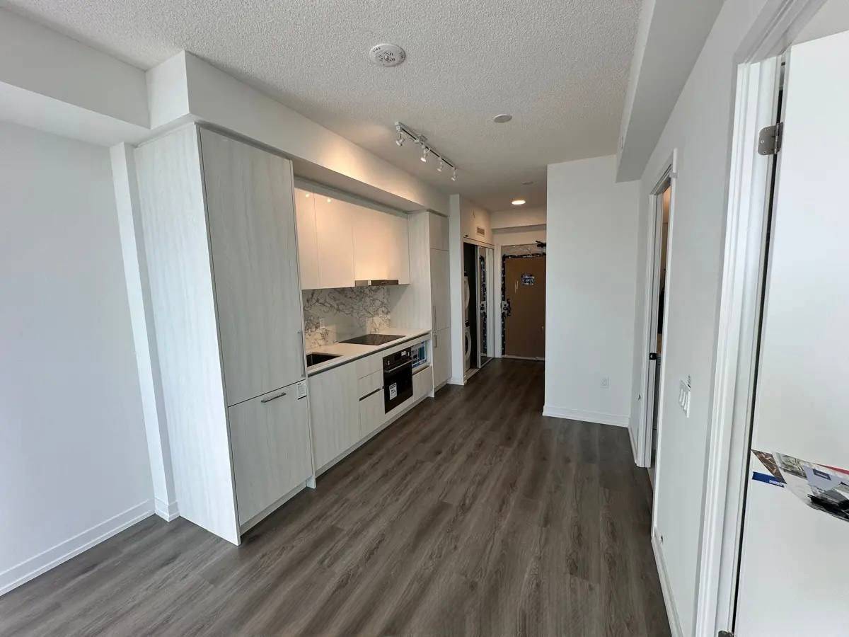 Vaughan, ON L4K 0R1,225 Commerce ST #4503