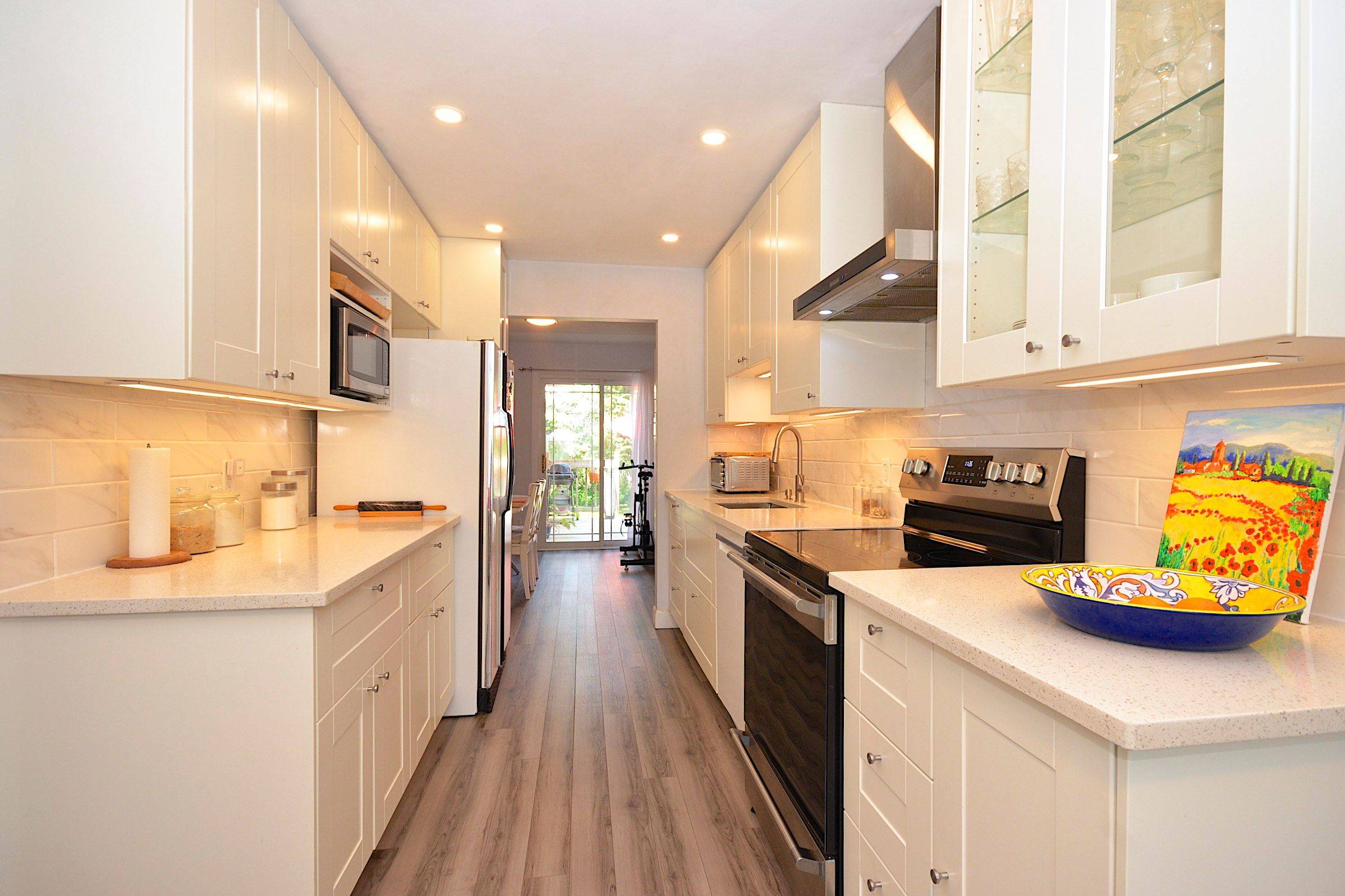 Kanata, ON K2L 2R3,77 Winchester DR