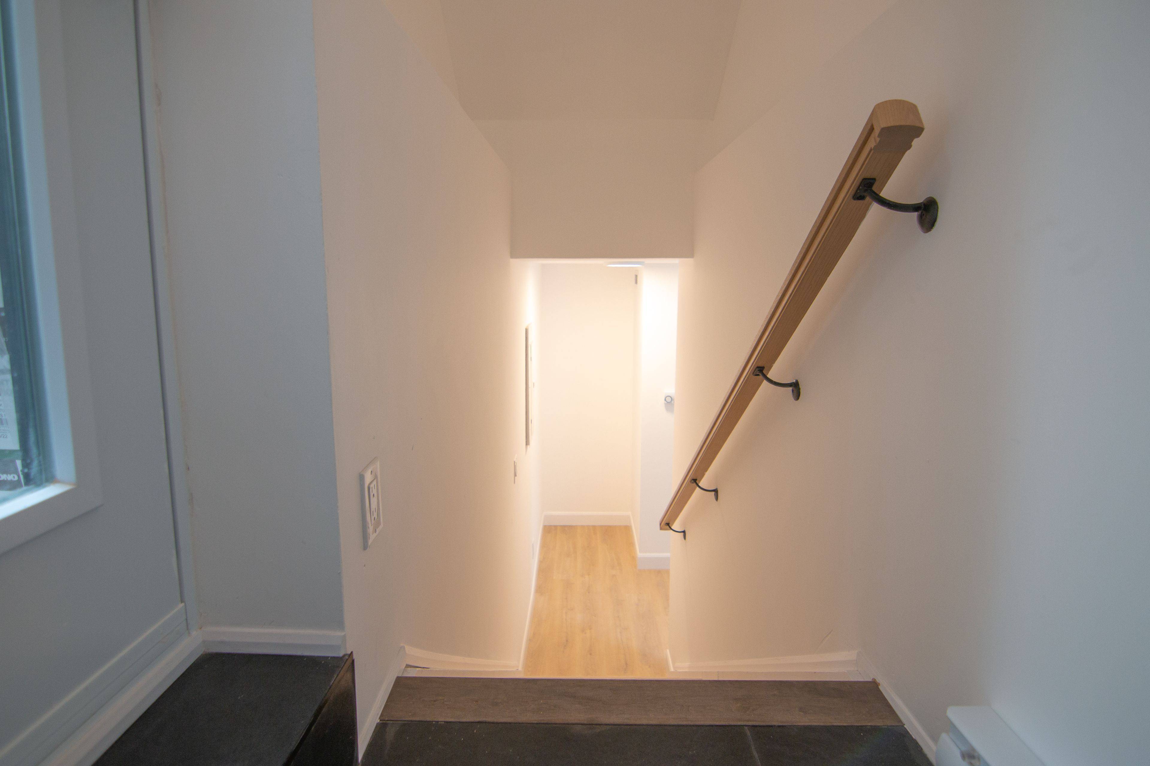 West Centre Town, ON K1Y 2T4,69 Ladouceur ST #B