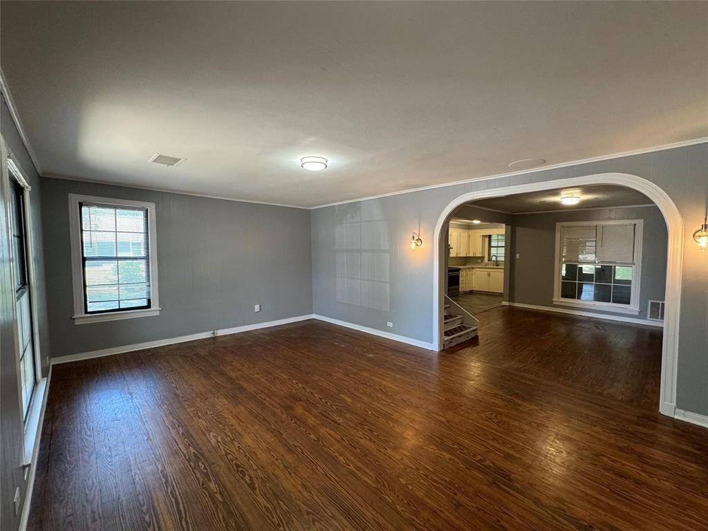 Royse City, TX 75189,208 N Elm Street