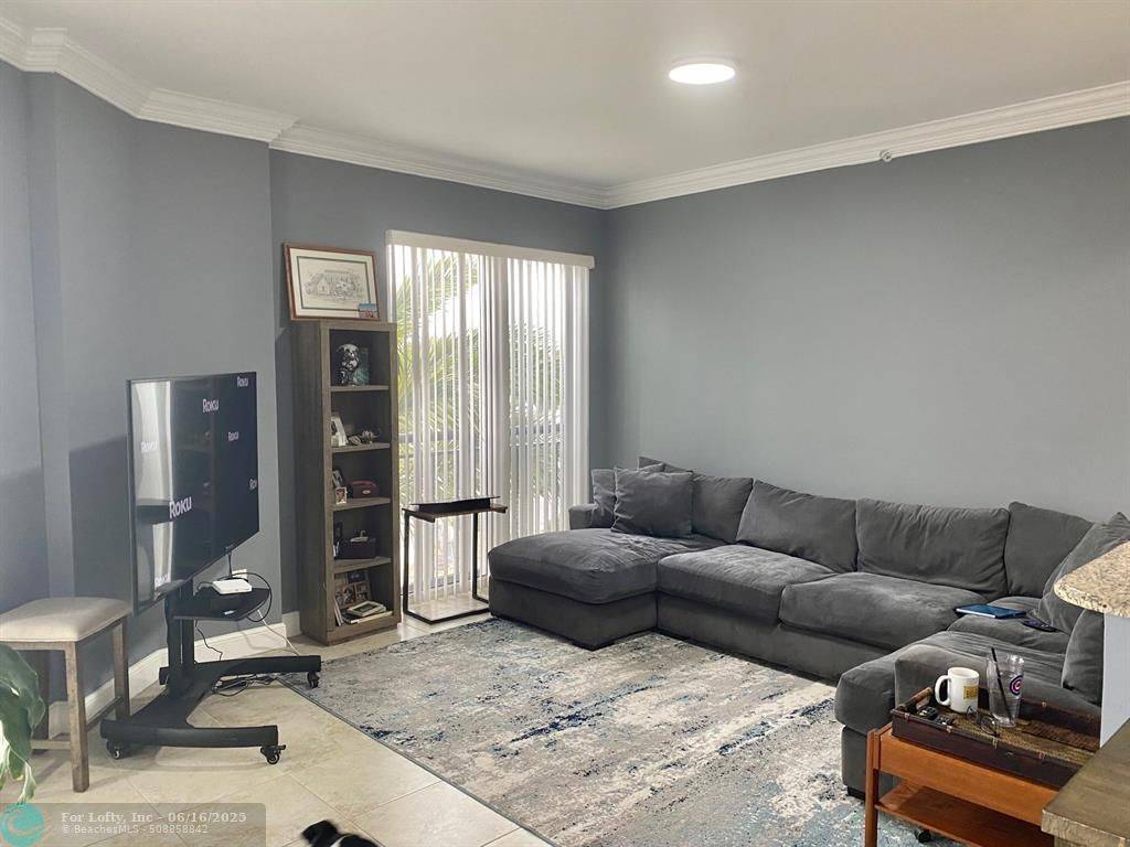 Wilton Manors, FL 33334,2631 NE 14th Ave  #309