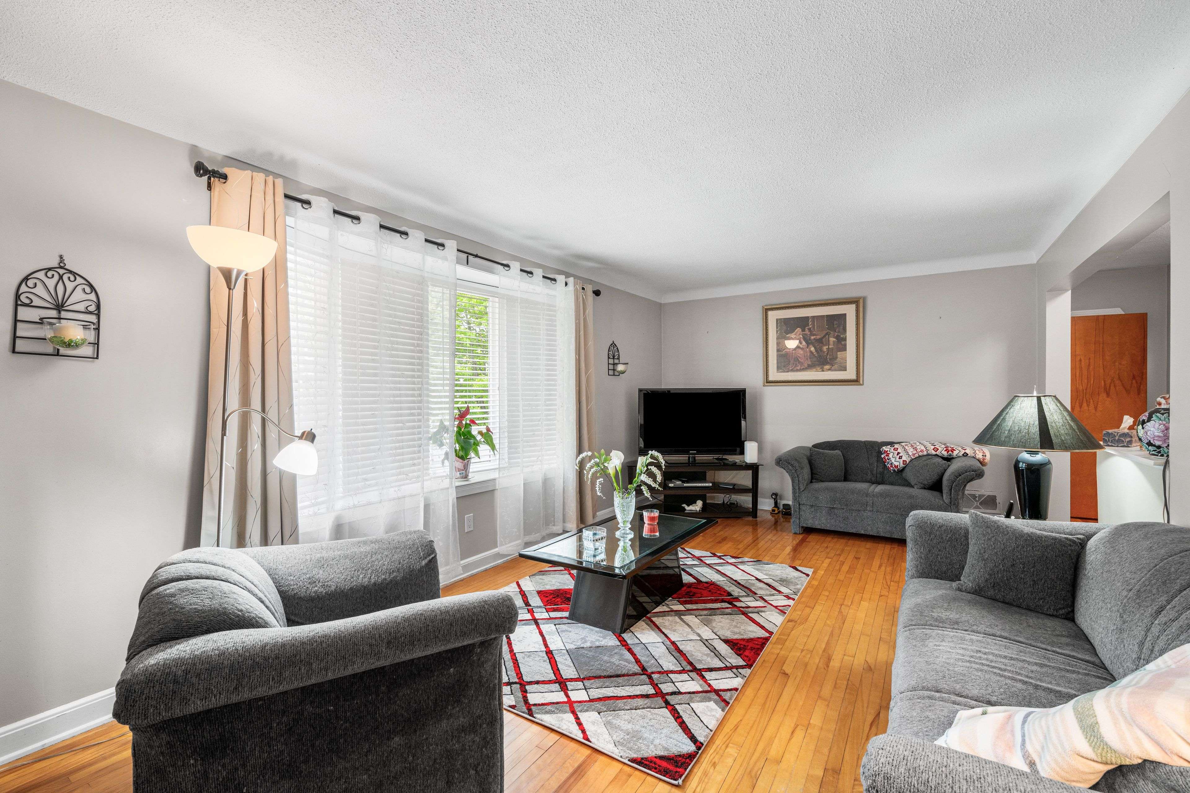 141 DAHLIA AVE, Alta Vista And Area, ON K1H 6G1