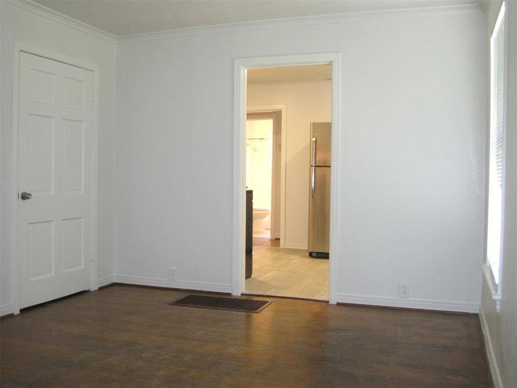 Dallas, TX 75214,6260 Martel Avenue